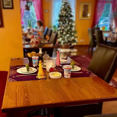 Lange Guest house 3*
